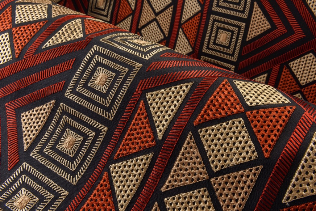 97770 (2)